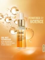 Lakme Makeup+Skincare VitC Superglow Skin Perfecting Makeup Fixer - 60 ml
